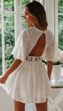 Vestido Branco Feminino com Bordado Floral e Costas Abertas - Casual Festa Verão