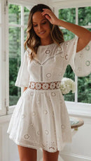 Vestido Branco Feminino com Bordado Floral e Costas Abertas - Casual Festa Verão