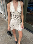 Vestido Mini Feminino de Cetim com Poa e Halter - Sexy Decote V Profundo Costas Abertas Praia Clube