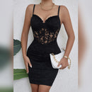 Vestido Bodycon Preto com Renda Floral e Mesh See-Through - Y2K Festa