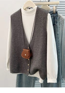 V-neck Knitted Vest Vest Vest for Women in Spring Autumn and Winter 2025 New Fashionable Horse Clip Cardigan Versatile Sweater
