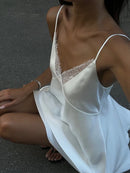 Camisola Feminina Sexy com Renda e Alças - Mini Vestido Sem Manga Costas Abertas Decote V Solta Noite