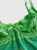 Vestido Mini de Renda Estampado com Alças Finas - Estilo Resort