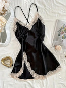 Camisola Feminina Sexy com Renda e Decote V - Pijama Curto de Seda Costas Abertas Lingerie Noite
