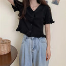 Camiseta Cropped Feminina de Tricô com Decote V e Manga Curta - Top Curto Casual Verão