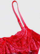 Vestido Mini de Renda Estampado com Alças Finas - Estilo Resort