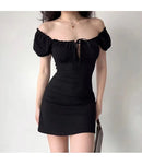 Vestido Mini Sexy com Manga Curta e Costas Abertas - Festa