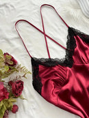 Camisola Feminina Sexy com Renda e Decote V - Pijama Curto de Seda Costas Abertas Lingerie Noite
