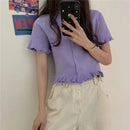 Camiseta Cropped Feminina de Tricô com Decote V e Manga Curta - Top Curto Casual Verão