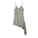 Vestido Curto Feminino de Cetim com Renda Assimétrica e Alças Finas - Sexy Festa 2026