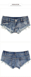Short Jeans Feminino Mini com Cintura Baixa e Rasgos - Streetwear Verão
