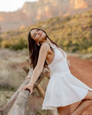 Vestido Mini Feminino Branco com Halter e Decote V - Sexy Costas Abertas Amarrão Evasê Festa Verão