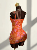 Vestido Mini de Renda Estampado com Alças Finas - Estilo Resort