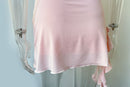 Vestido de Renda com Decote V e Costas Abertas - Estilo Balada
