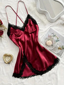 Camisola Feminina Sexy com Renda e Decote V - Pijama Curto de Seda Costas Abertas Lingerie Noite