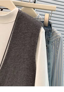 V-neck Knitted Vest Vest Vest for Women in Spring Autumn and Winter 2025 New Fashionable Horse Clip Cardigan Versatile Sweater
