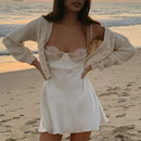 Vestido Mini de Cetim com Renda e Costas Abertas - Y2K Streetwear