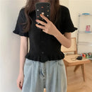 Camiseta Cropped Feminina de Tricô com Decote V e Manga Curta - Top Curto Casual Verão
